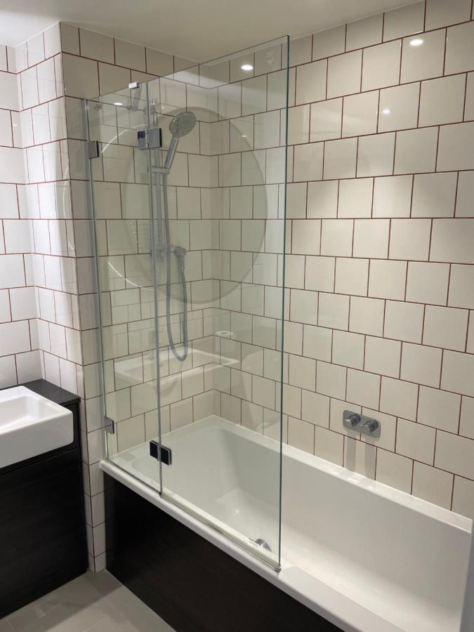 Royal Wharf Apartments Лондон Екстериор снимка